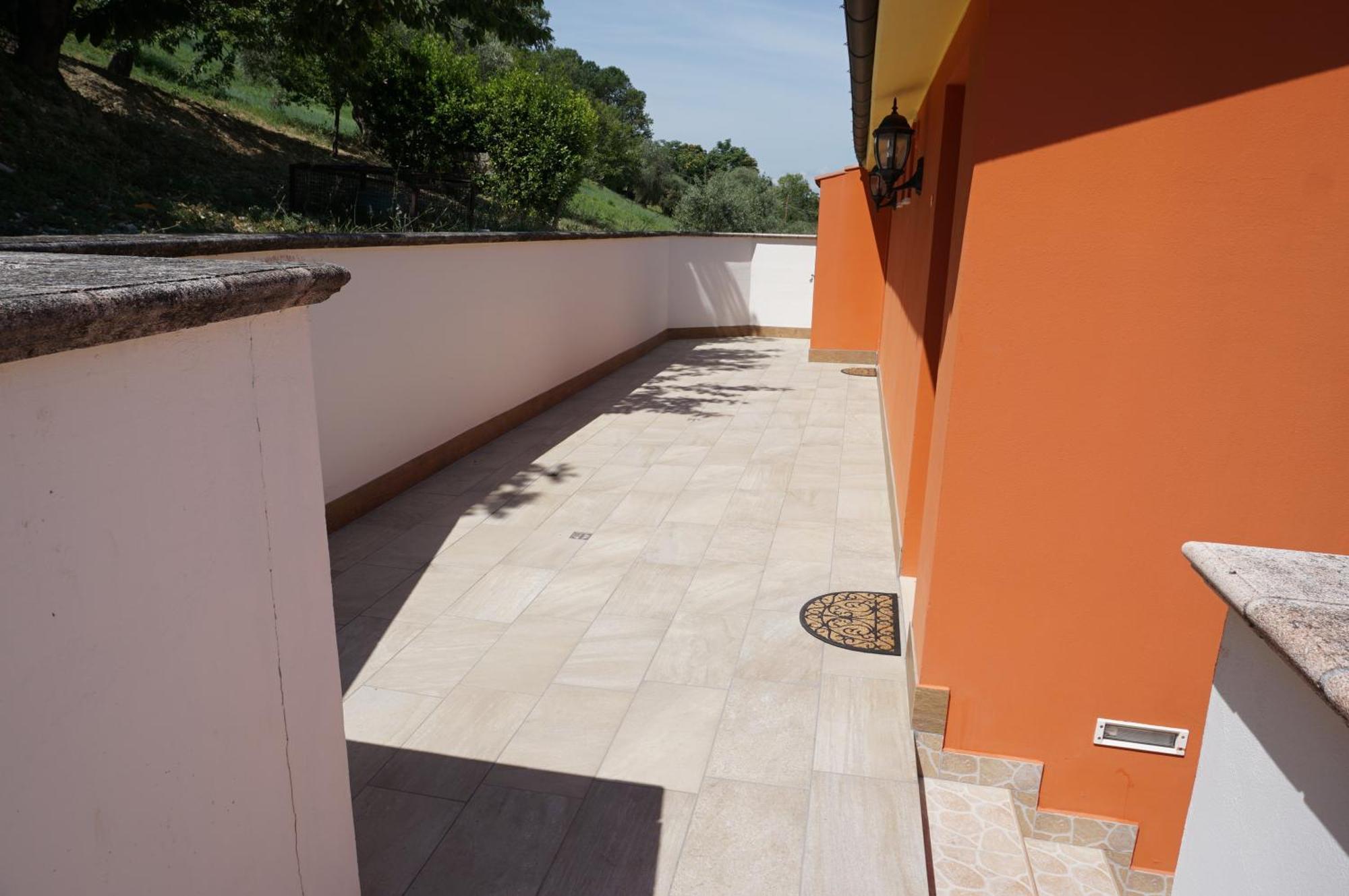 アトリ La Terrazza Motta Bed & Breakfast エクステリア 写真
