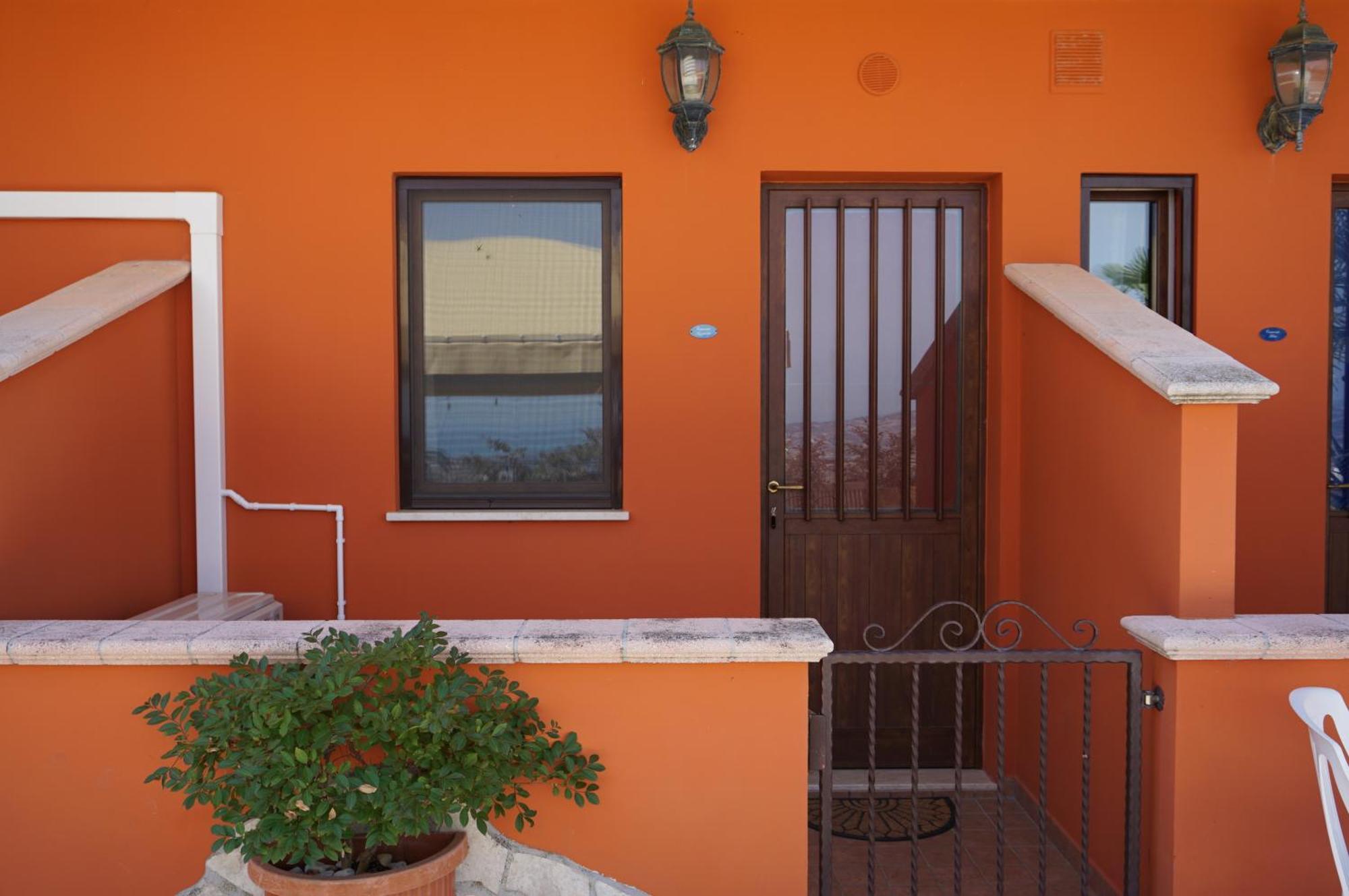 アトリ La Terrazza Motta Bed & Breakfast エクステリア 写真