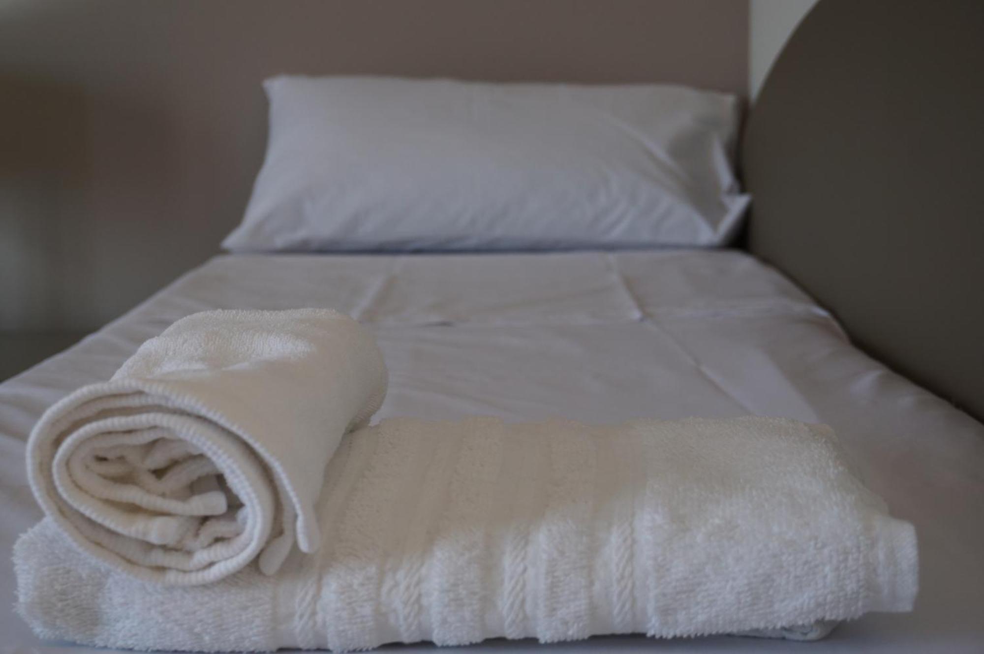 アトリ La Terrazza Motta Bed & Breakfast エクステリア 写真