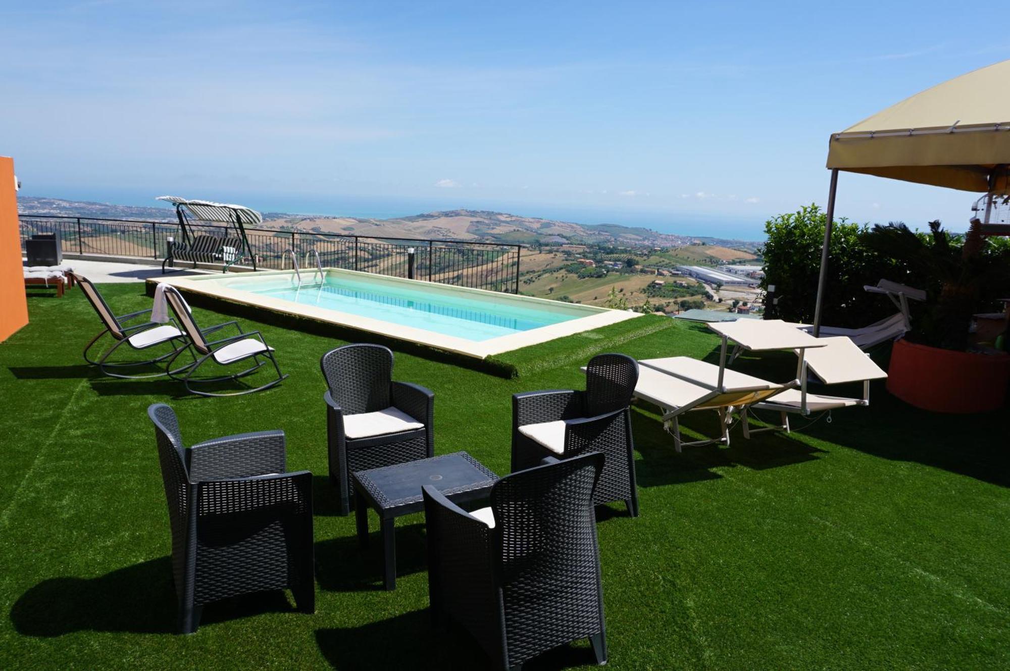 アトリ La Terrazza Motta Bed & Breakfast エクステリア 写真